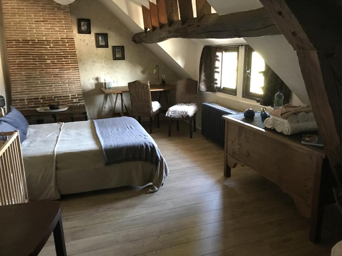Chambre D'Hotes Chez Gustave & Compagnie Choussy Exterior photo