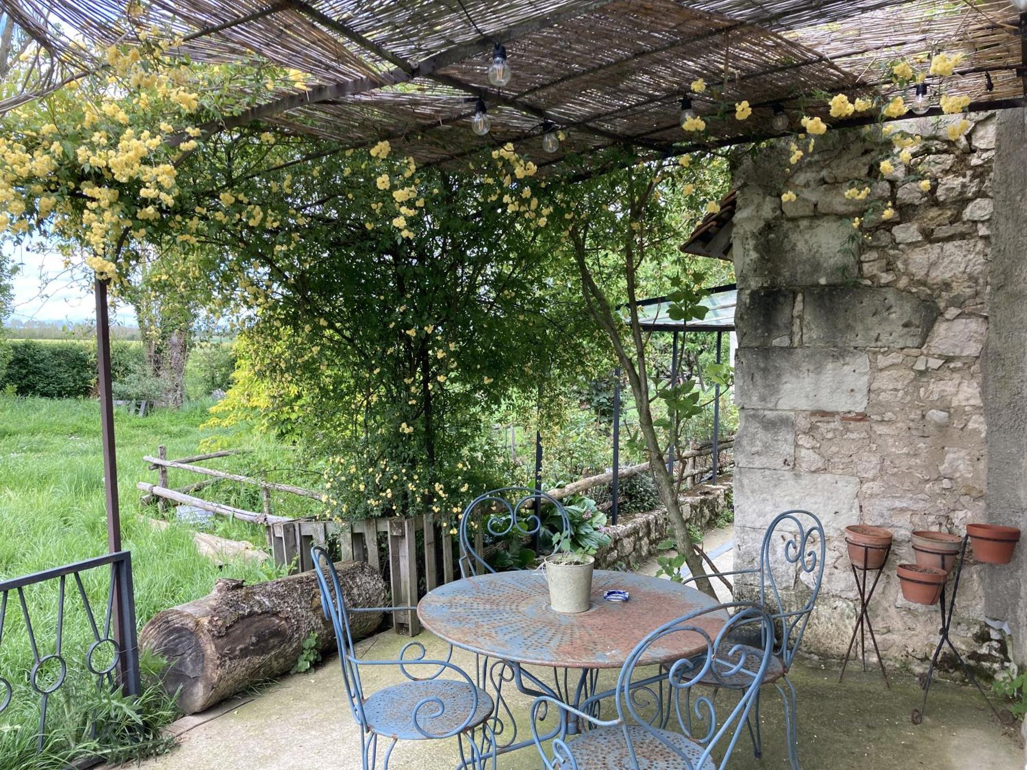 Chambre D'Hotes Chez Gustave & Compagnie Choussy Exterior photo